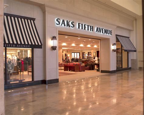 saks 5th avenue